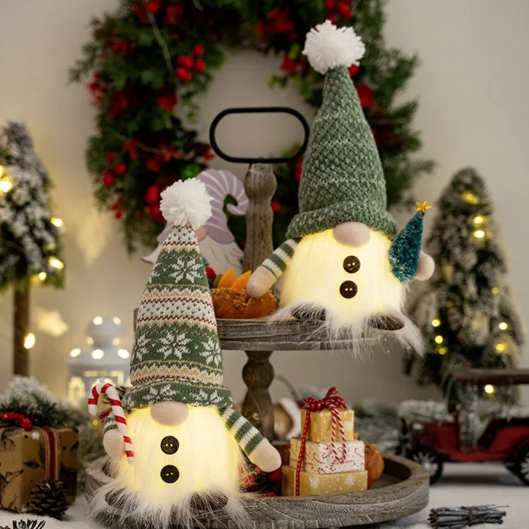 Gnomes de Noël Tricotés Lumineux (Lot de 2 pièces)