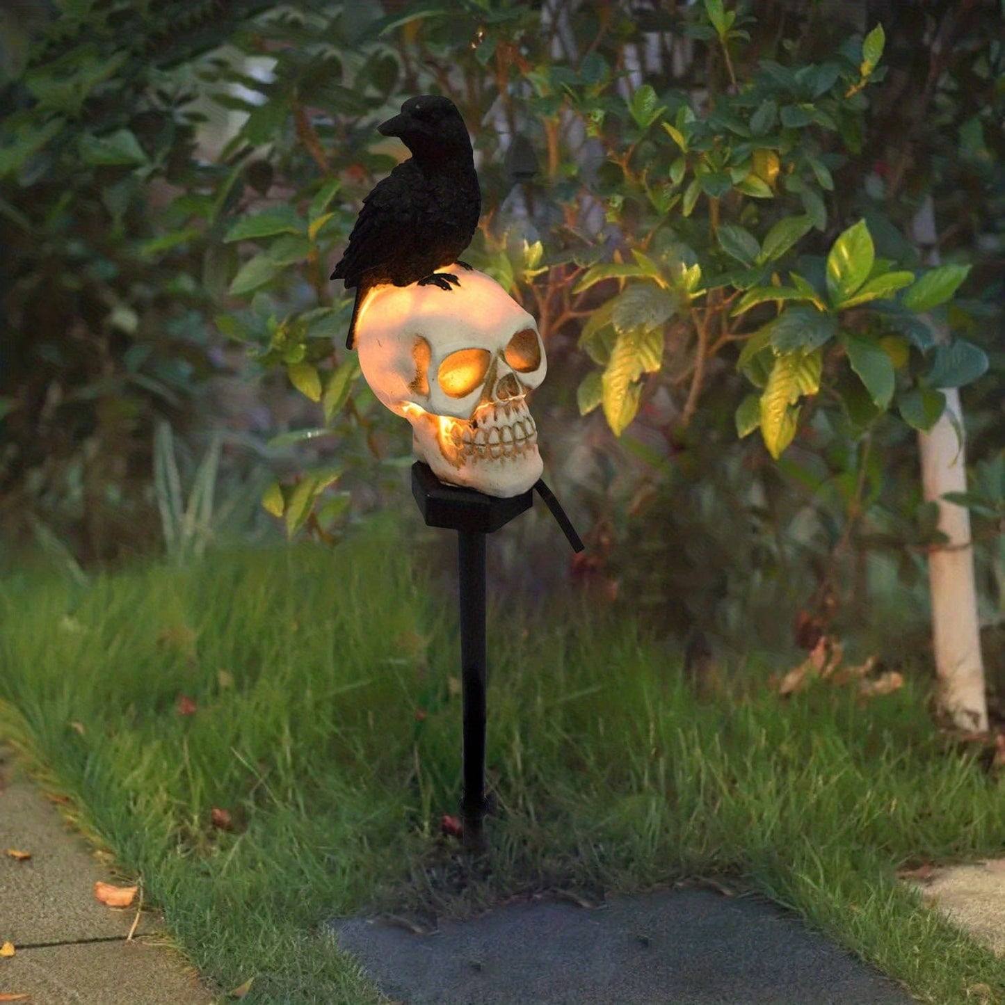 Jardioui Lampe Solaire de Jardin Originale "Le Corbeau et Le Crâne"